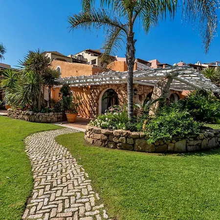 Sulla Spiaggialuxury Vista Mare Villa Porto Cervo